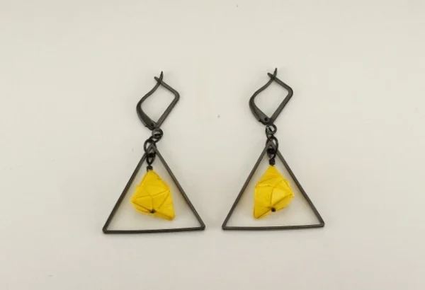 Origami ve Siyah Aparat